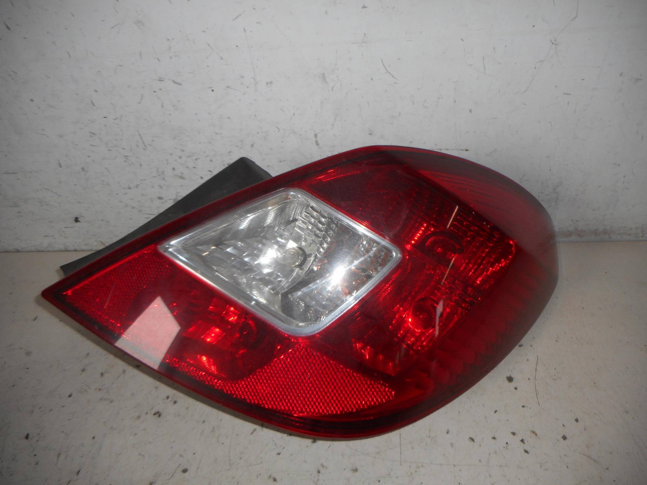 Aletta parasole parabrezza dx.